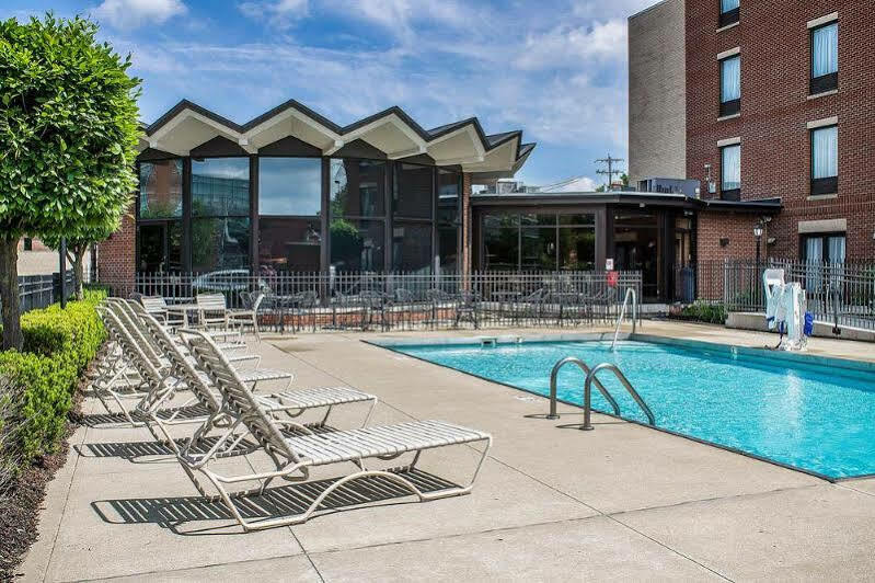 Holiday Inn Express - Columbus Downtown By Ihg Esterno foto