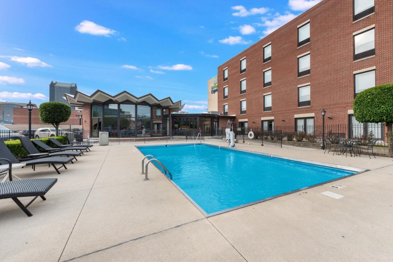 Holiday Inn Express - Columbus Downtown By Ihg Esterno foto